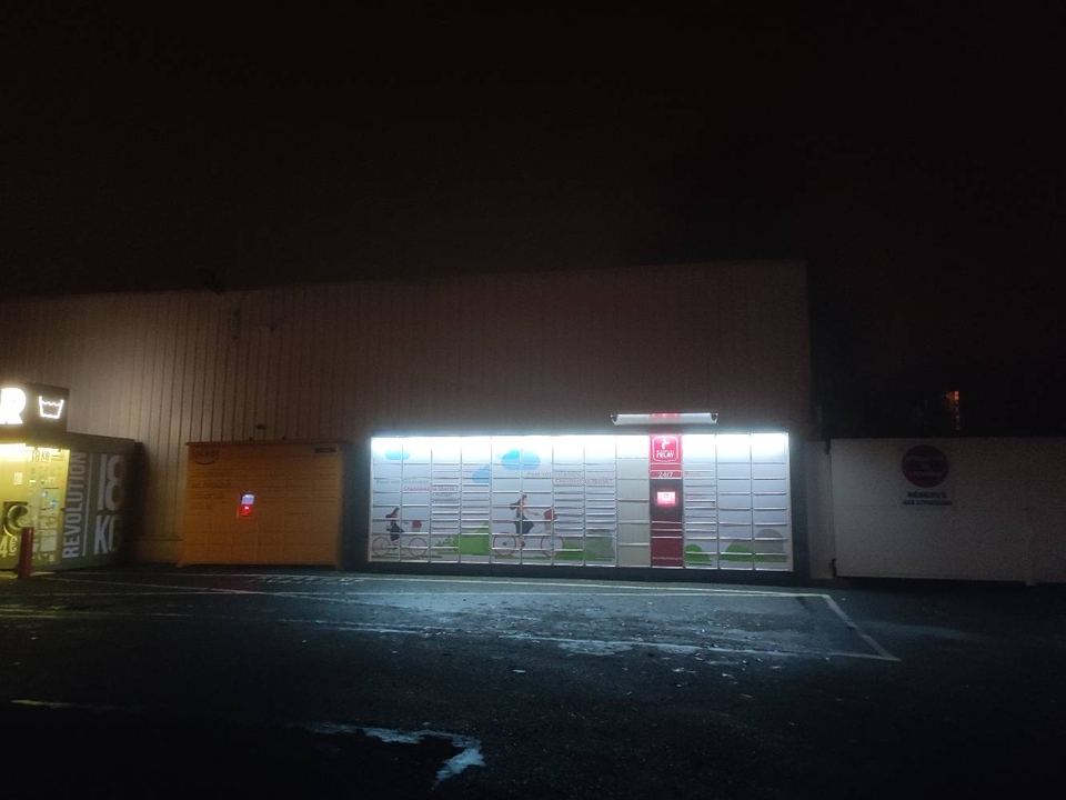 LOCKER 24/7 Intermarche Charle, 8 Rue de Harar, 08000 Charleville-Mézières