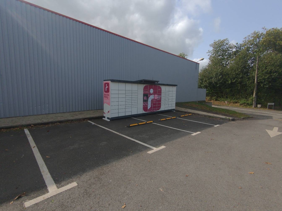 Locker 24/7 Carrefour Contact 22390 Bourbriac, 43 37 Rue Hent Garenn, 22390 Bourbriac