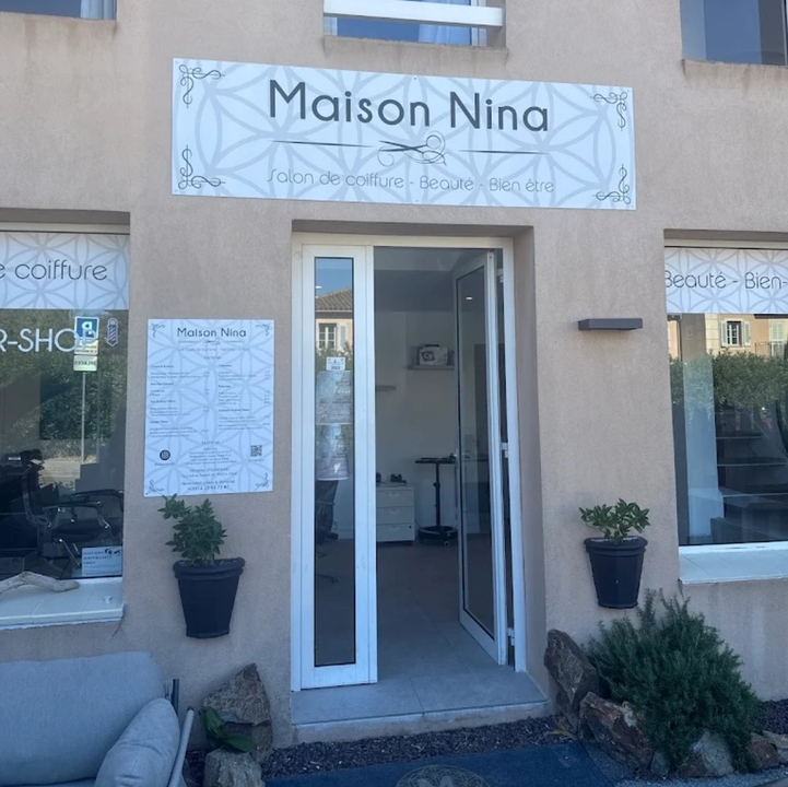 Maison Nina, 72 Avenue Bernard Blua, 83990 Saint-Tropez