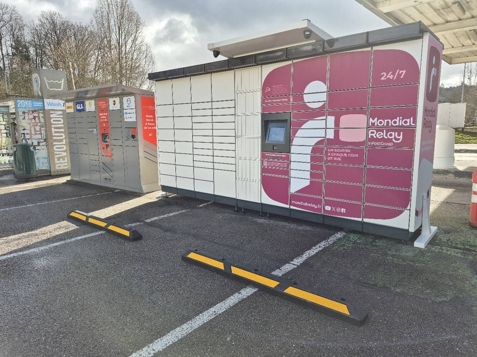 Locker 24/7 Auchan 88190 Golbey, Rue du Hameau, 88190 Golbey