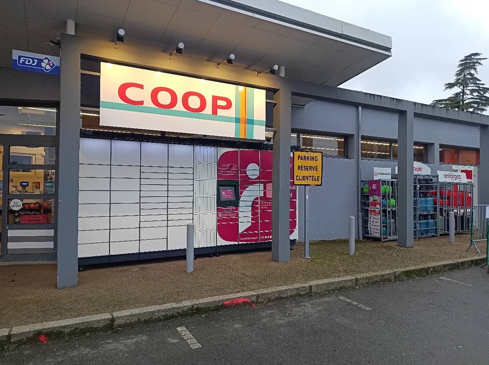Locker 24/7 Parking Coop Dompierre sur Yon, 32 32 Rue du Vieux Bourg, 85170 Dompierre-sur-Yon