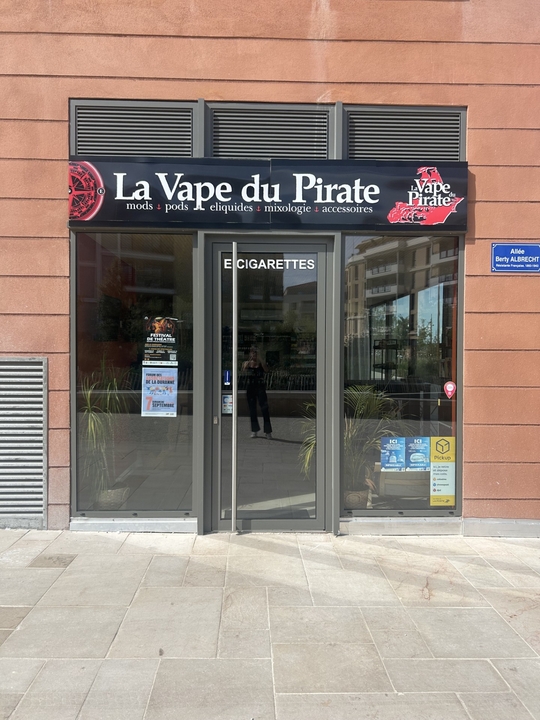 La Vape du Pirate, 209 Allée Lucie Aubrac, 13290 Aix-en-Provence