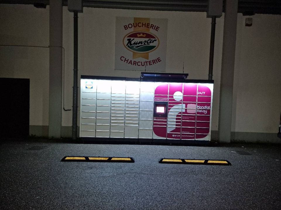 Locker 24/7 Lidl Jury, 1 Rue Fontaine à l'Auges, 57245 Jury