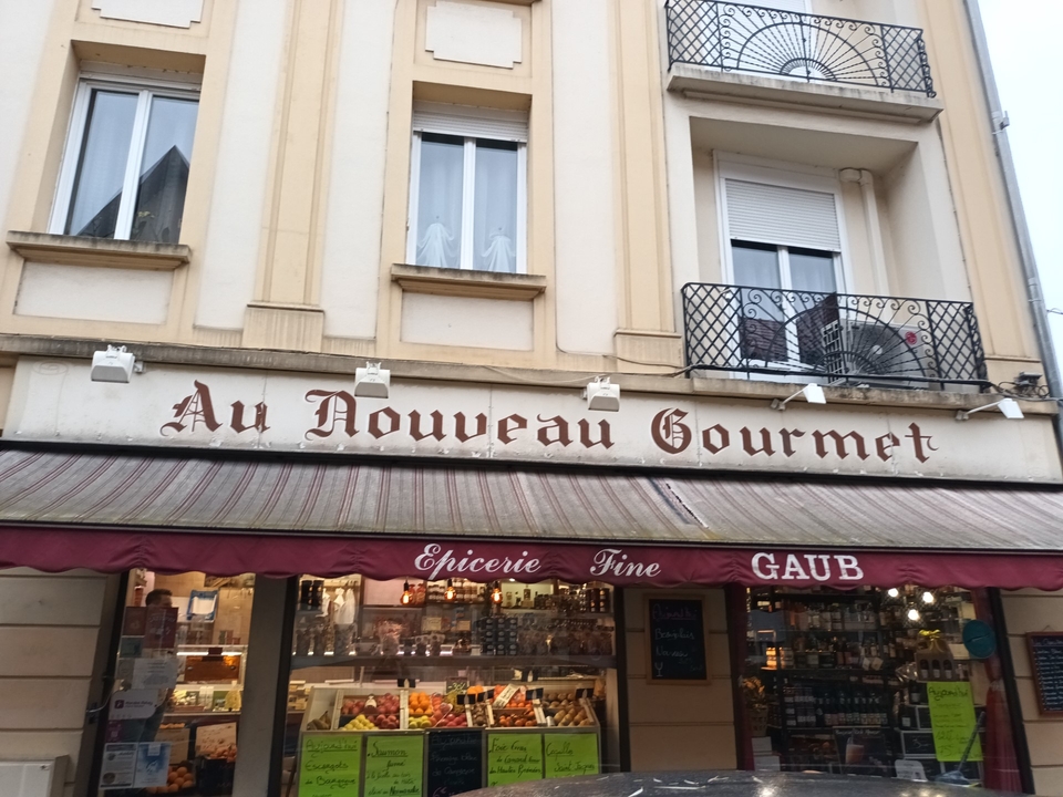 Au Nouveau Gourmet, 61 Rue de la Chapelle, 57000 Metz