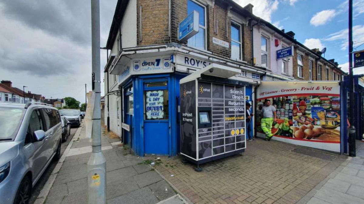 Zdjęcie paczkomatu od InPost: InPost UK00057813