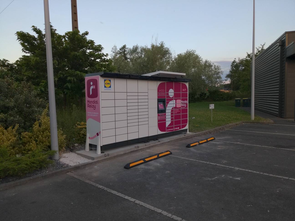 Locker 24/7 Lidl Val D'Auron 1, 11 11 Avenue de Robinson, 18000 Bourges