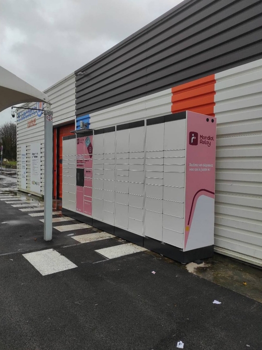 Locker 24/7 E.Leclerc, 17 17 Route Départementale 940, 62630 Étaples