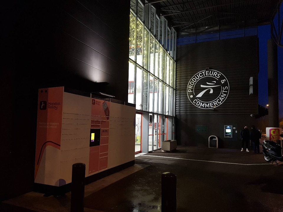 Locker 24/7 Intermarché, 34 Avrolles, 89600 Saint-Florentin