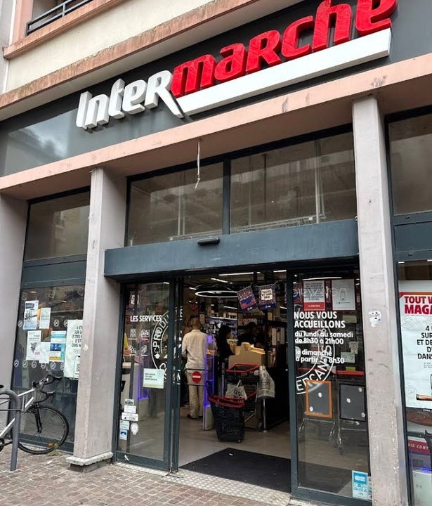 Locker Intermarche 92240 Malakoff, 9 13 Rue Salvador Allende, 92240 Malakoff