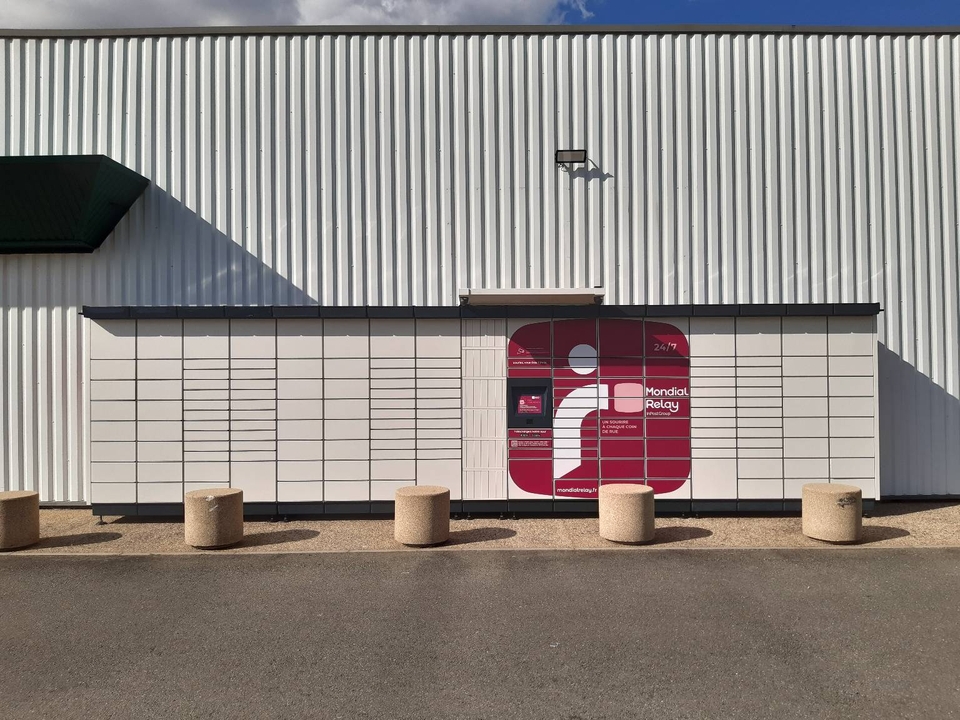 Locker 24/7 Carrefour Contact 53950 Louverné, 9 Rue du Lavoir, 53950 Louverné