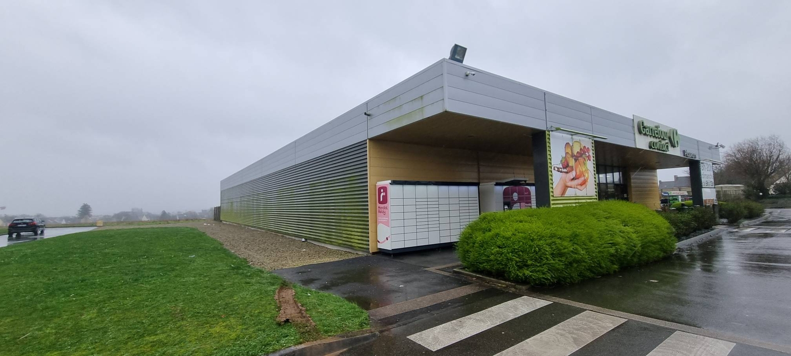 Locker 24/7 U Express 29420 Plouvorn, 3 3 rue des Châtaigniers, 29420 Plouvorn