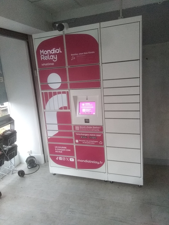 Locker Garage F.e Auto, 2080 2080 Av. Roger Salengro, 92370 Chaville