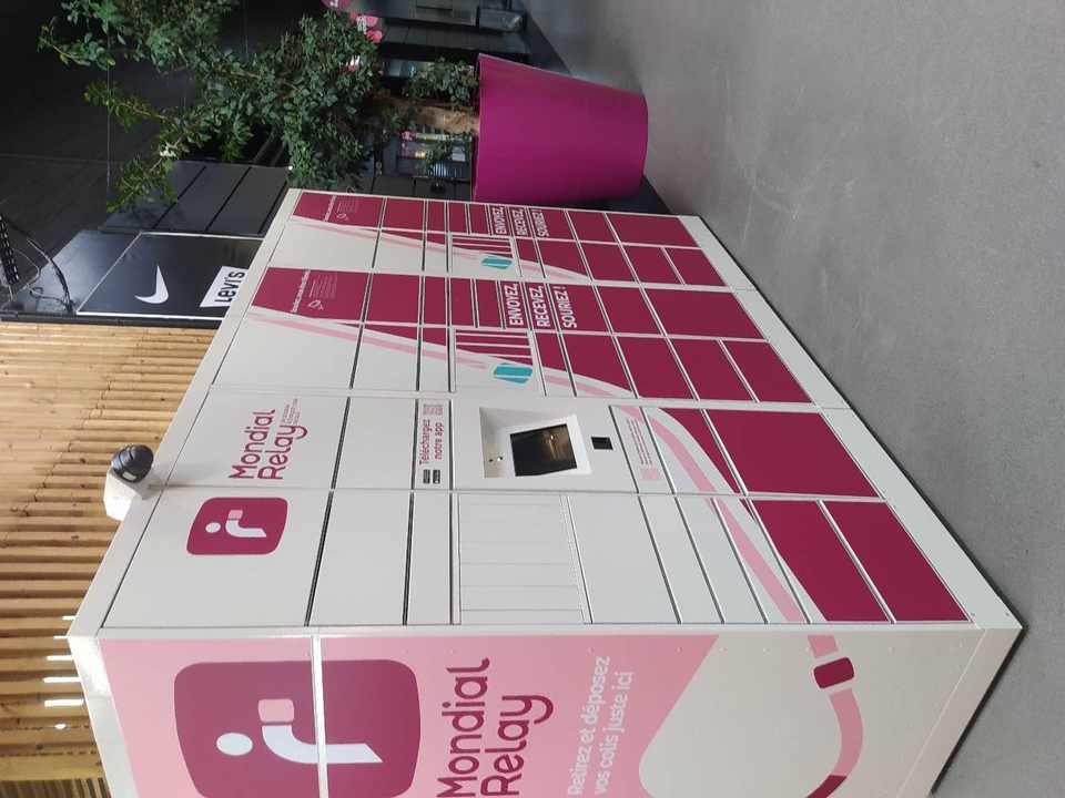 Locker Usine Center 95500 Gonesse, 134 134 Avenue de la Plaine de France, 95500 Gonesse