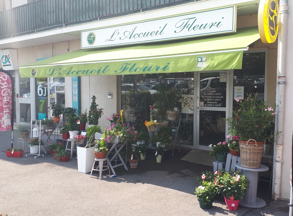 L Accueil Fleuri, 12 Rue Bernard Morancais, 60200 Compiegne