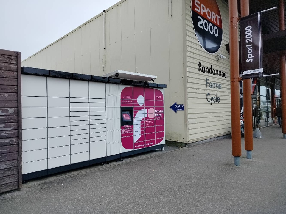 Locker 24/7 Parking E.Leclerc St-Amand-les-Eaux, 11 11 Résidence du Mont des Bruyères, 59230 Saint-Amand-les-Eaux