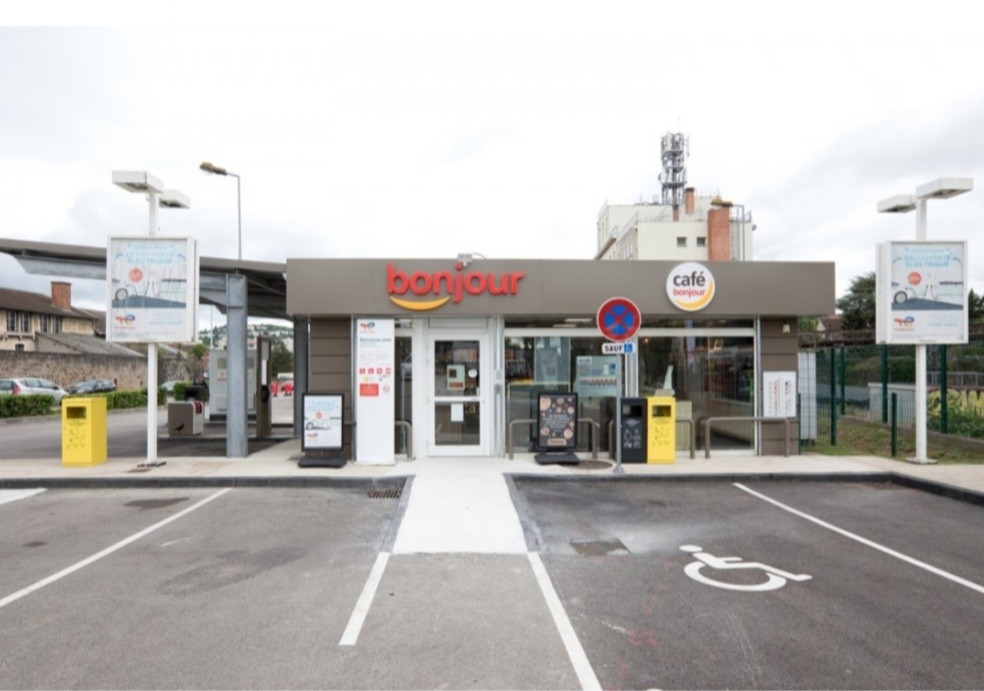 Station Total Energies Dijon, 4 Avenue Albert 1er, 21000 Dijon