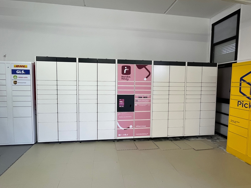 Locker Bko Express, 2 2 Rue Eugène Pottier, 78190 Trappes