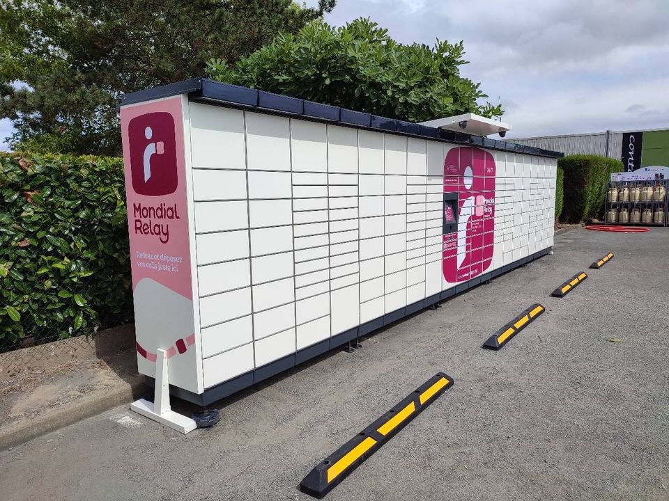 Locker 24/7 Intermarche Villedieu la Blouere, 30 32 Rue des Chevaliers de Malte, 49450 Beaupréau-en-Mauges