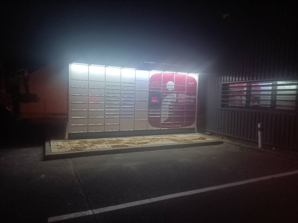 Locker 24/7 Intermarche Clery-Saint-Andre, 276 Route de Blois, 45370 Cléry-Saint-André