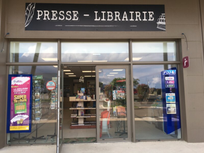 Librairie Papeterie Fidrit, Espace Covasina, 20240 Ventiseri
