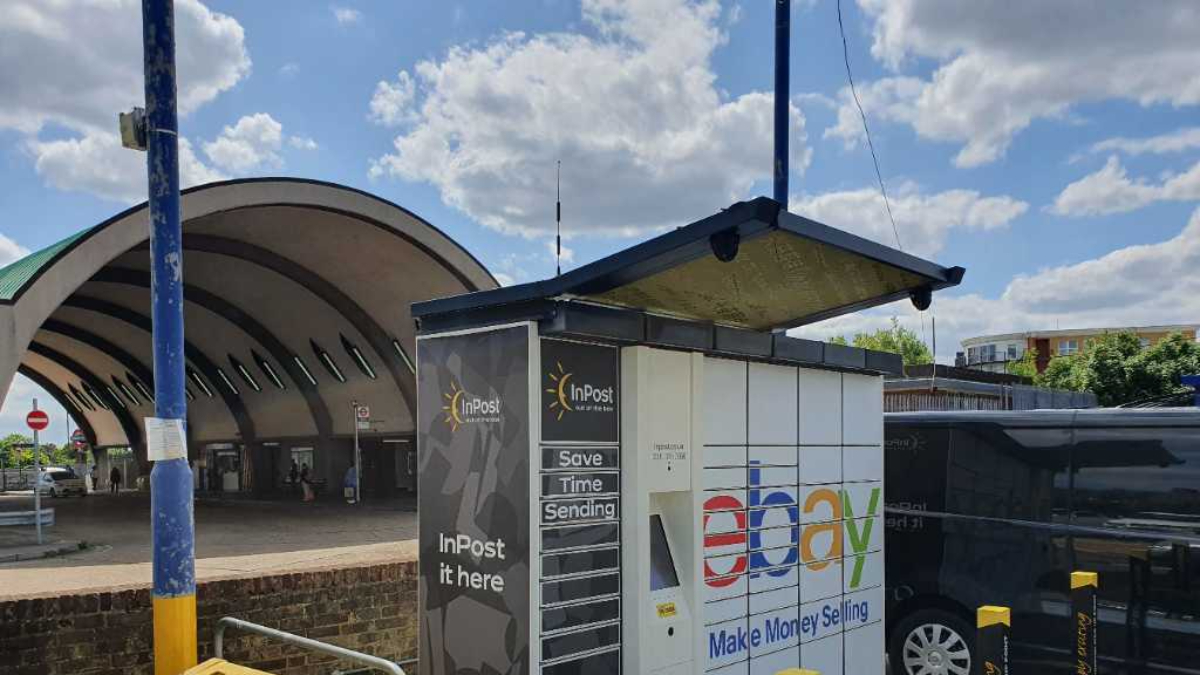 Zdjęcie paczkomatu od InPost: InPost UKILF28373