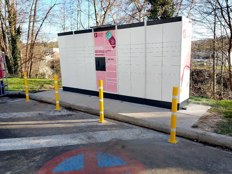 Locker 24/7 E.Leclerc DRIVE, 256 251 D Mille Quatre Ving deux, 42480 La Fouillouse