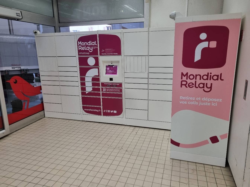 Locker Auchan Supermarche 94230 Cachan, 24 24 Rue Cousté, 94230 Cachan