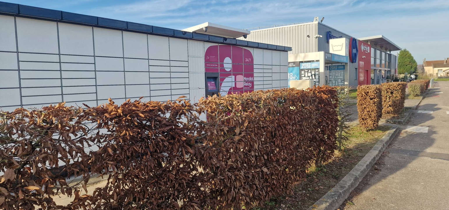 Locker 24/7 Carrefour Market 27150 Étrépagny, 6 Rue des Aulnes, 27150 Étrépagny
