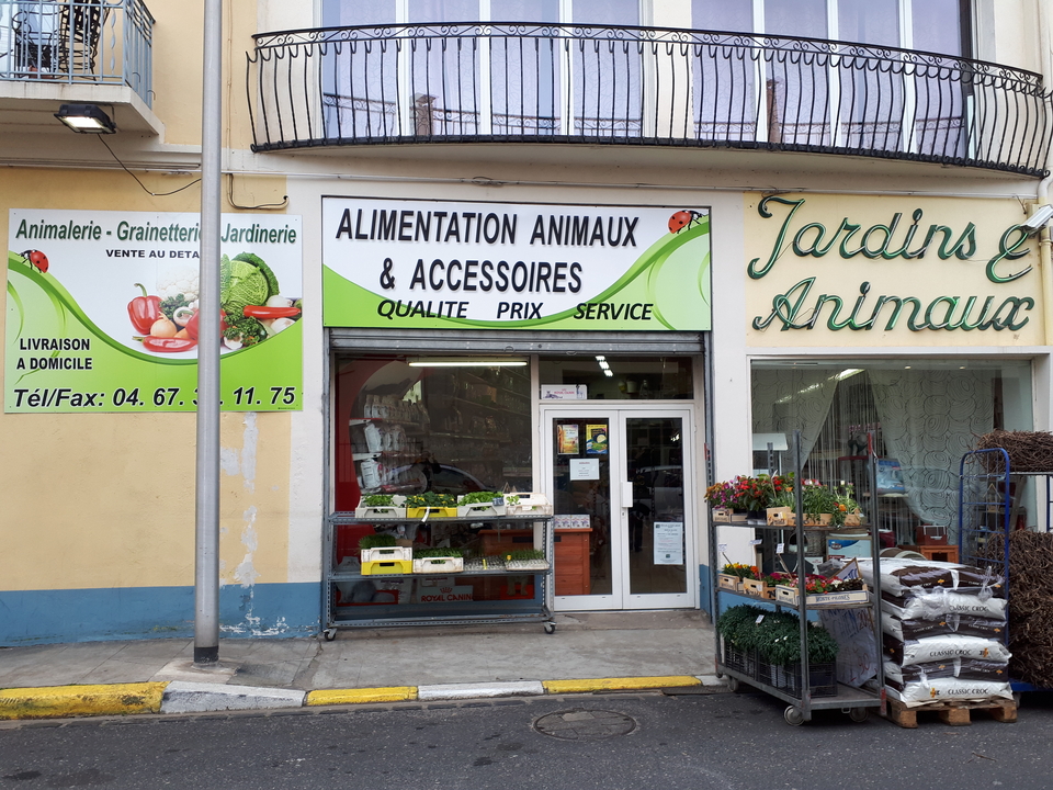 Moustaches et Crinieres Jardinerie, 100 Avenue Maréchal Foch, 34500 Béziers