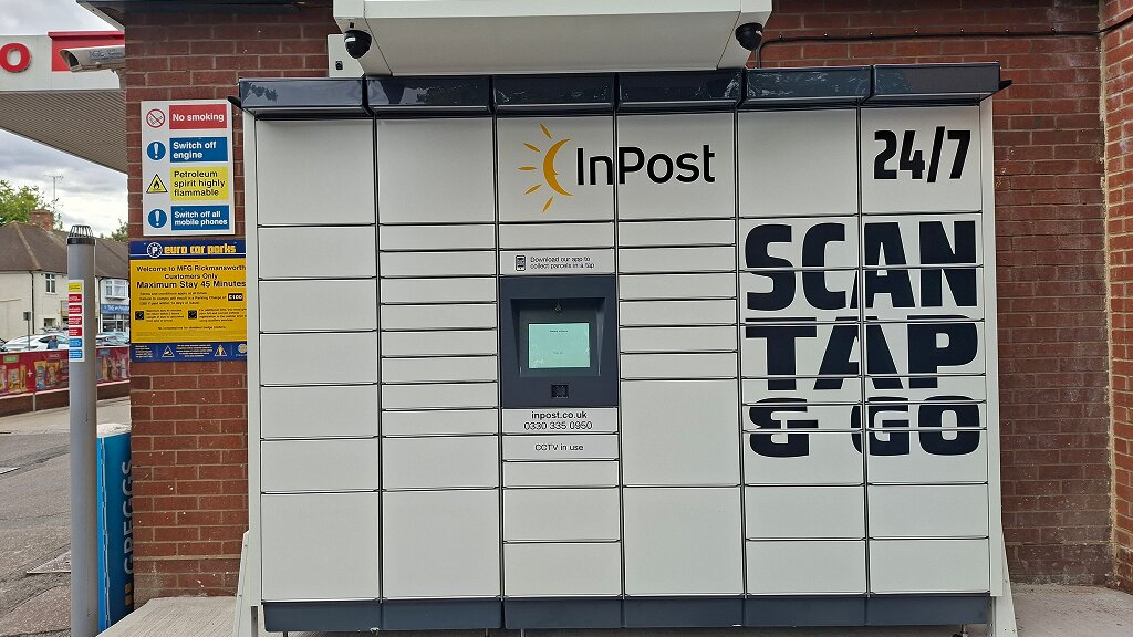 Foto del casillero de InPost: InPost UK00453961