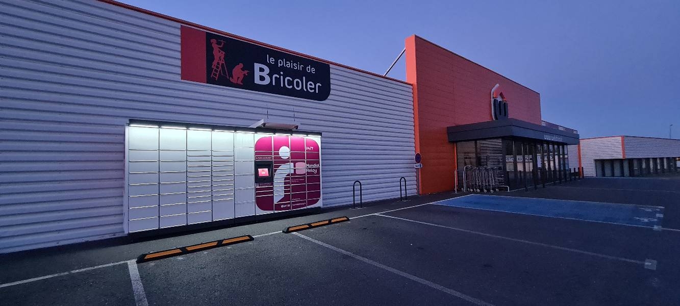 Locker 24/7 Weldom Lannilis, 1 1 Rue de Verdun, 29870 Lannilis