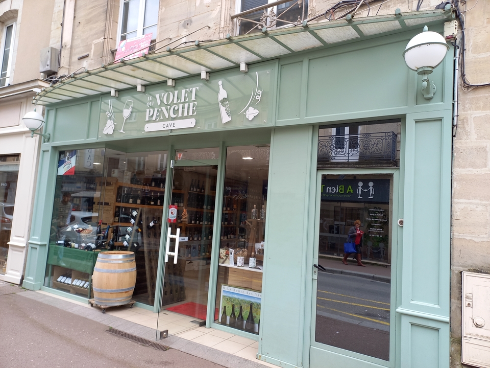 Cave le Volet Qui Penche, 69 Rue Saint-Malo, 14400 Bayeux