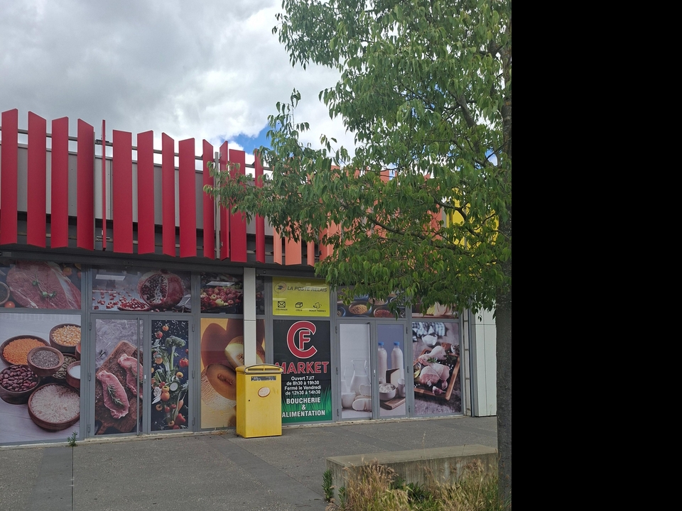 Superette de Champfleuri - Bourgoin Jallieu, Place Nelson Mandela, 38300 Bourgoin-Jallieu