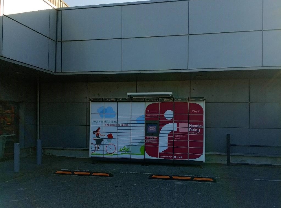 Locker 24/7 Intermarché 10170 Méry-Sur-Seine, 24 Route d'Arcis, 10170 Méry-sur-Seine