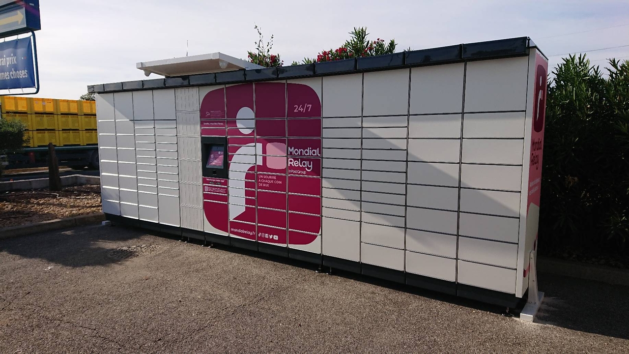 Locker 24/7 Lidl Cheval Blanc Cavaillon, 897 897 Route de Cheval Blanc, 84300 Cavaillon