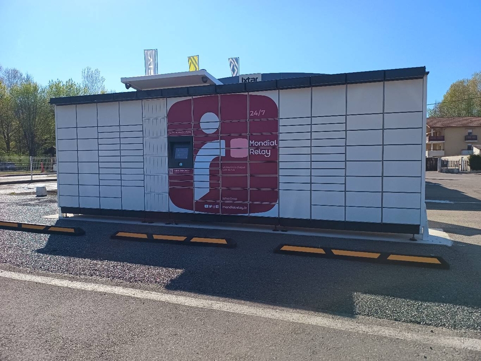 Locker 24/7 Station Total 38300 Saint Savin, 155 155 Rue de la Bascule, 38300 Saint-Savin