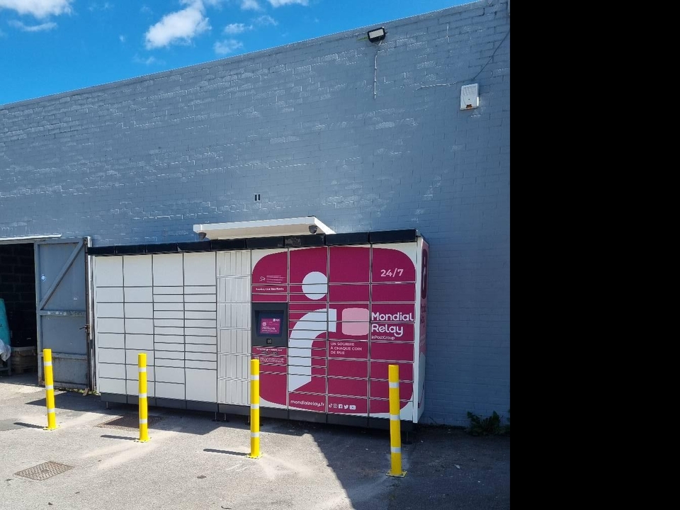 Locker 24/7 Carrefour Contact 80310 Picquigny, 219 Rue de la Chaussée, 80310 Picquigny