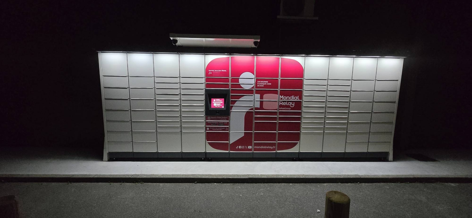 Locker 24/7 Super U, 182 182 Route d'Annemasse, 74440 Taninges