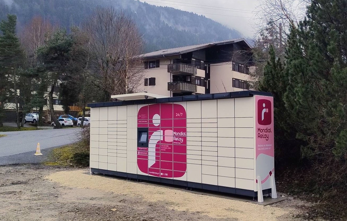 Locker 24/7 Bricojardin 74470 Lullin, 50 50 Route du Col de Terramont, 74470 Lullin