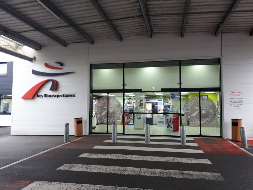 Intermarche, 2 Rue Charles le Goff, 29270 Carhaix Plouguer