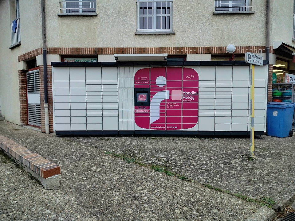 Locker 24/7 CocciMarket Troissereux, 1 1b Rue du Puits, 60112 Troissereux