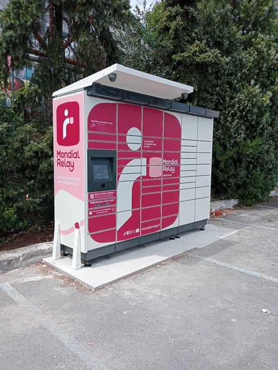 Locker 24/7 Jardin De France, Avenue de Corbeil, 77350 Le Mée-sur-Seine