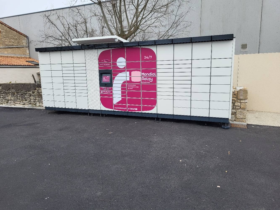 Locker 24/7 Intermarche Niort, 11 11 Rue Jules Ferry, 79000 Niort