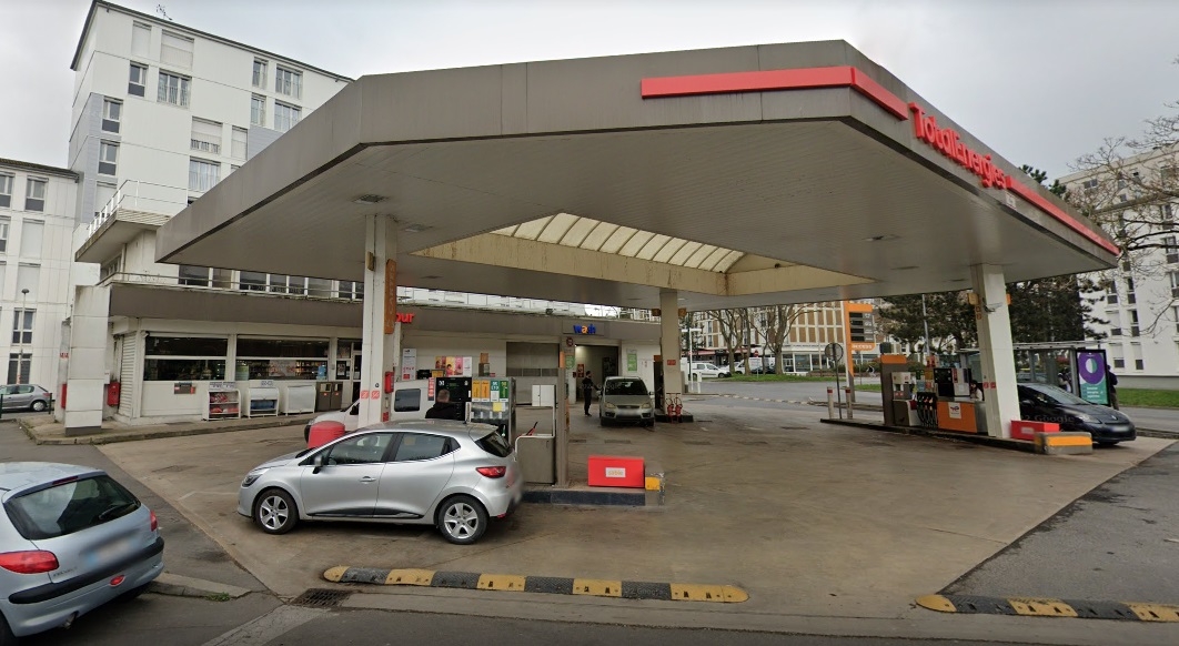 Station Total Access, 140 Rue de Louvois, 51100 Reims
