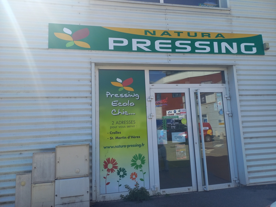Natura Pressing, 7 Rue Charles Darwin, 38400 Saint-Martin-d'Hères