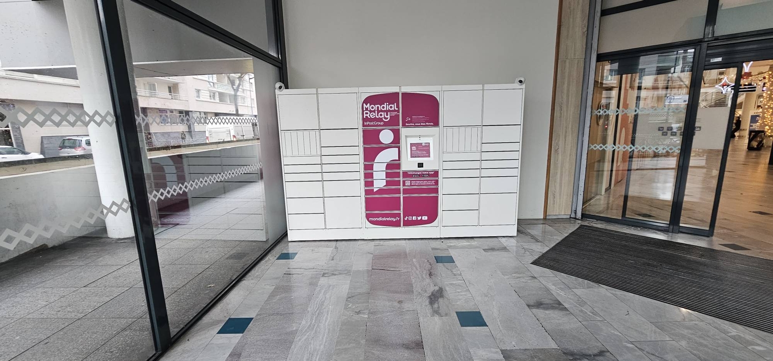 Locker 24/7 Klépierre Espace Coty 76600 Le Havre, 22 22 Rue Casimir Périer, 76600 Le Havre