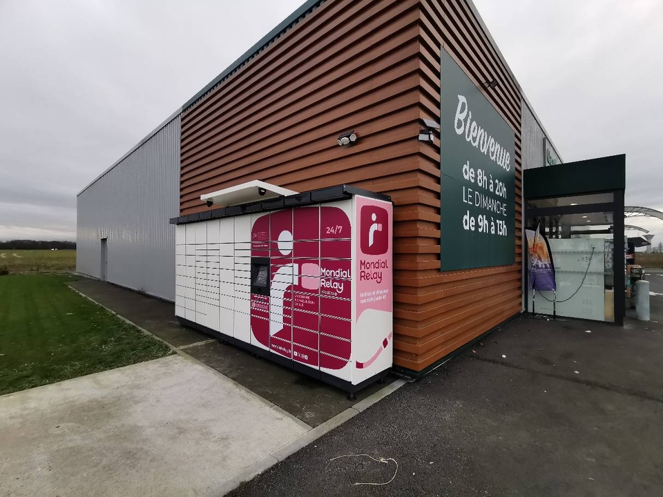 Locker 24/7 Carrefour Contact 14480 Creully-sur-Seulles, 1 Rue du Gros Clos, 14480 Creully sur Seulles