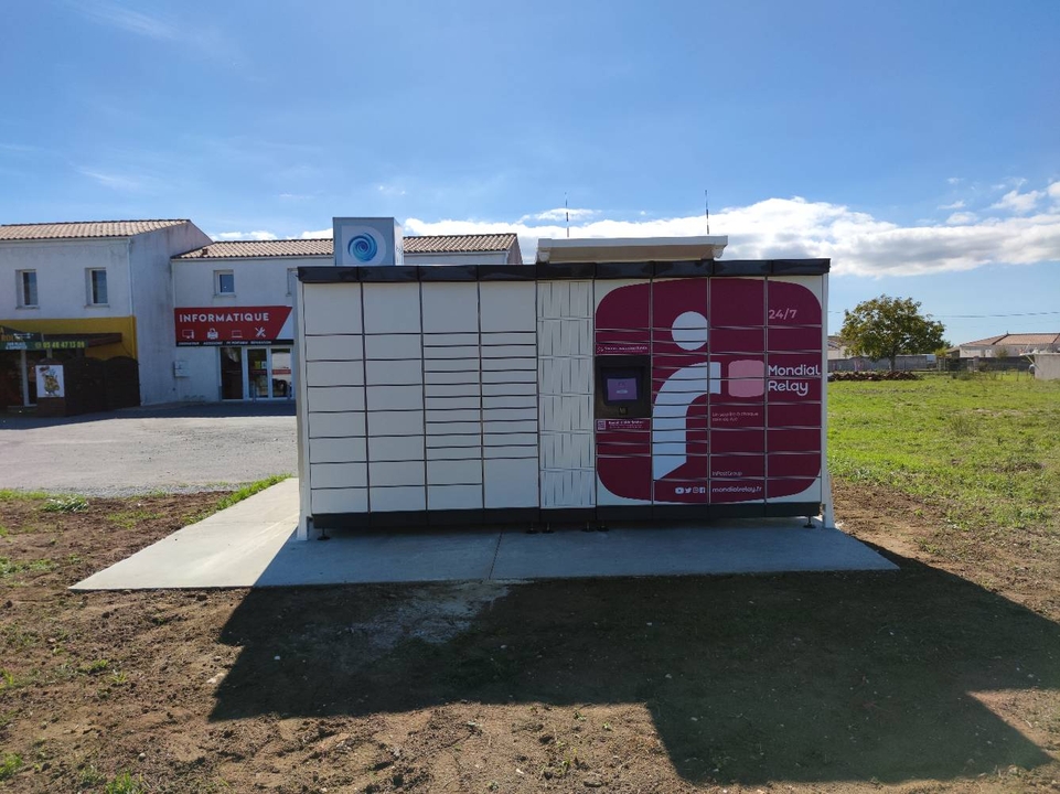 Locker 24/7 Laverie Saint Just, 39 39 Rue du Stade, 17320 Saint-Just-Luzac