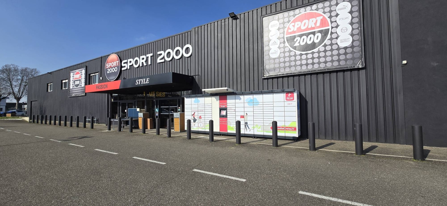 Locker 24/7 Sport 2000 67400 Illkirch Graffenstaden, 40 40 Rue de l'Industrie, 67400 Illkirch-Graffenstaden