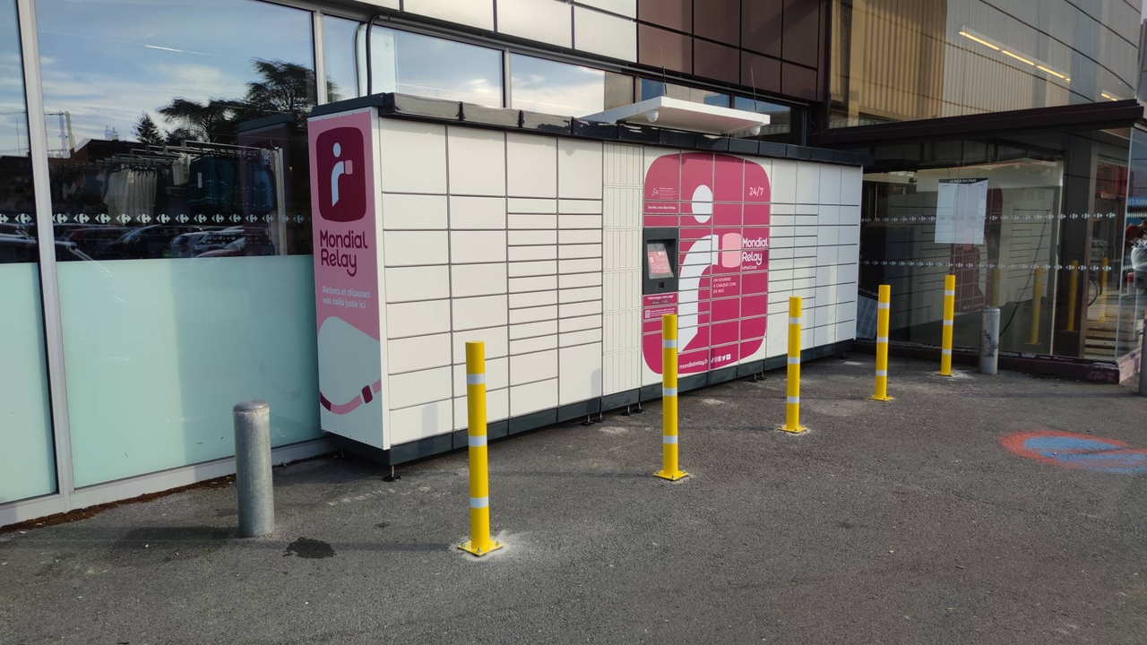Locker 24/7 Carrefour Market Florissant Annemasse, 25 25 Avenue de Florissant 74100, 74100 Annemasse